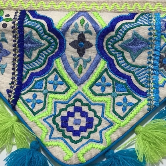Boho Green Blue Arabesque Tassel Trim Crossbody - Picture 4 of 10